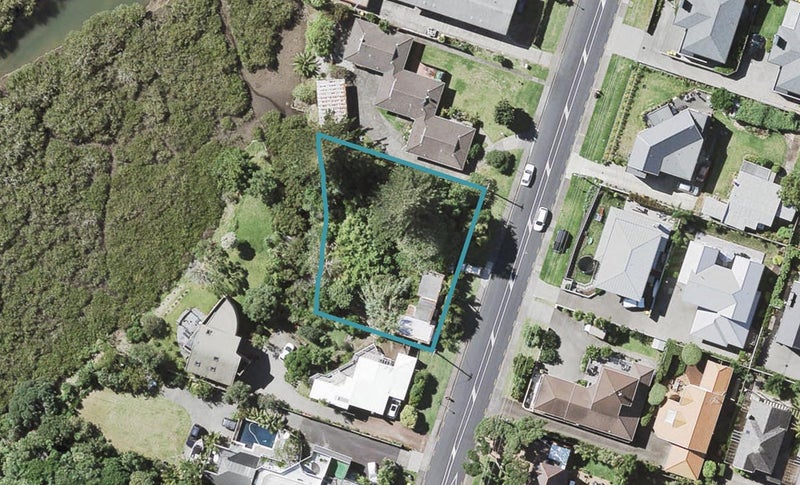 19 Omana Road, Milford, Auckland - Carousel 1