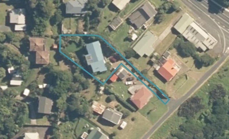 4A Takarei Terrace, Mōkau - Carousel 1