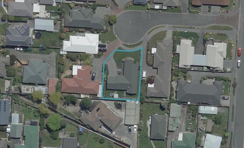 7 Hibiscus Place, Redwood, Christchurch - Carousel 1