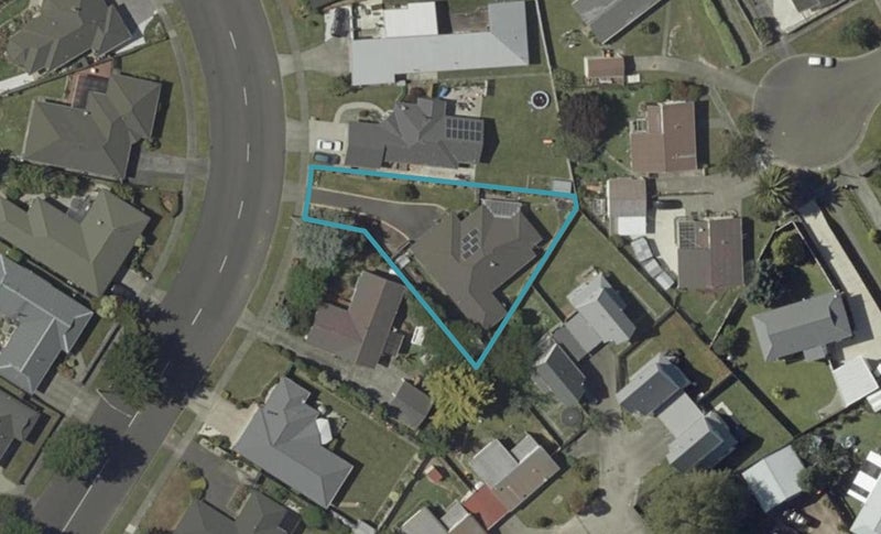 77 Amberley Avenue, Highbury, Palmerston North - Carousel 1