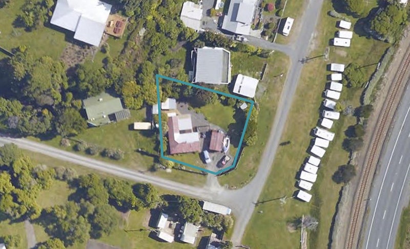 2 Valley Road, Kaikoura - Carousel 1