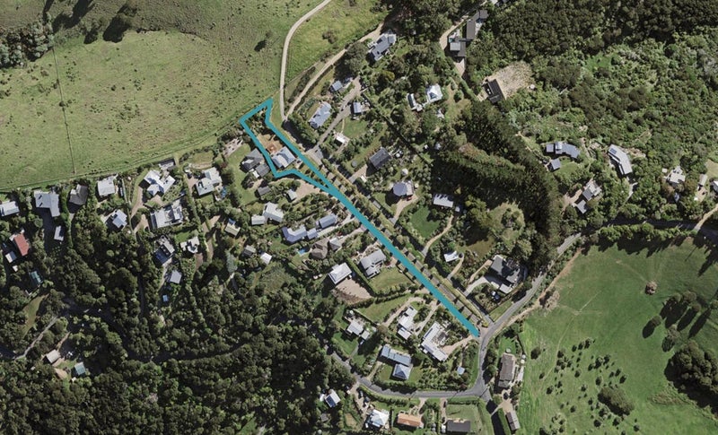 304F Sea View Road, Ostend, Waiheke Island - Carousel 1