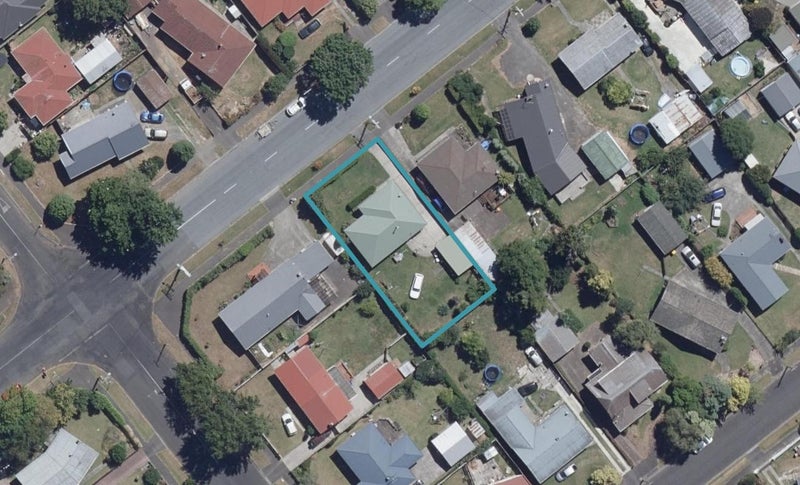 10 Nevada Road, Silverdale, Hamilton - Carousel 1