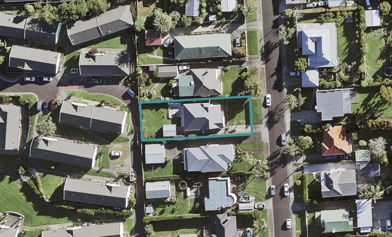 9 Bentleigh Avenue, New Windsor, Auckland - Carousel 1