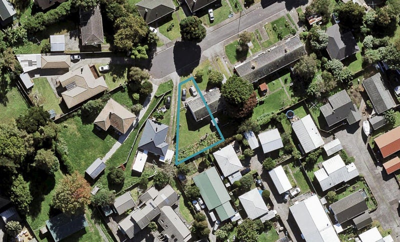 10A Bamford Place, Avondale, Auckland - Carousel 1