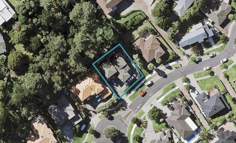 41 Helvetia Drive, Browns Bay, Auckland - Carousel 1