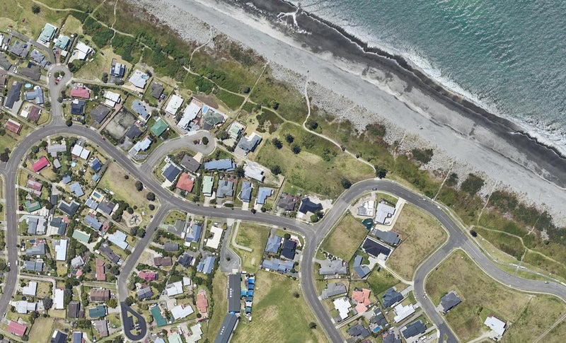 8 Fishermans Drive, Coastlands, Whakatane - Carousel 1