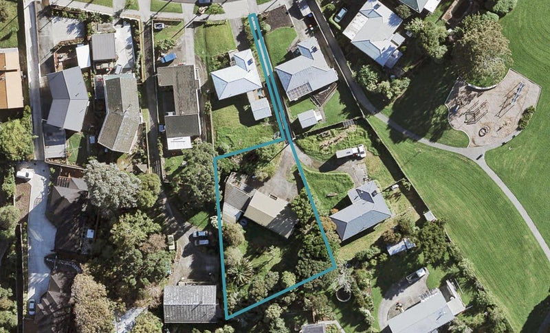 83 Methuen Road, New Windsor, Auckland - Carousel 1