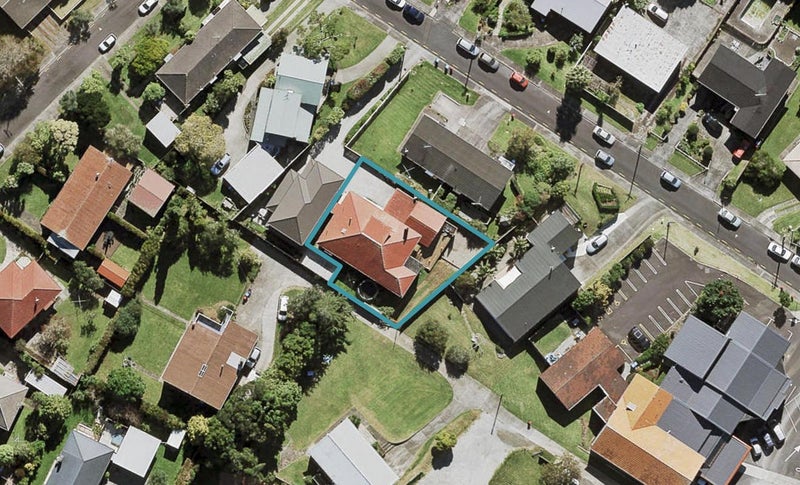 10 Currie Avenue, Hillsborough, Auckland - Carousel 1