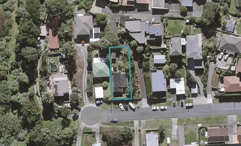 14 Parris Street, Moturoa, New Plymouth - Carousel 1