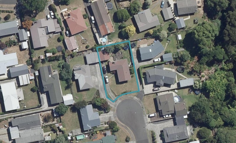 15 Kohekohe Place, Pukete, Hamilton - Carousel 1