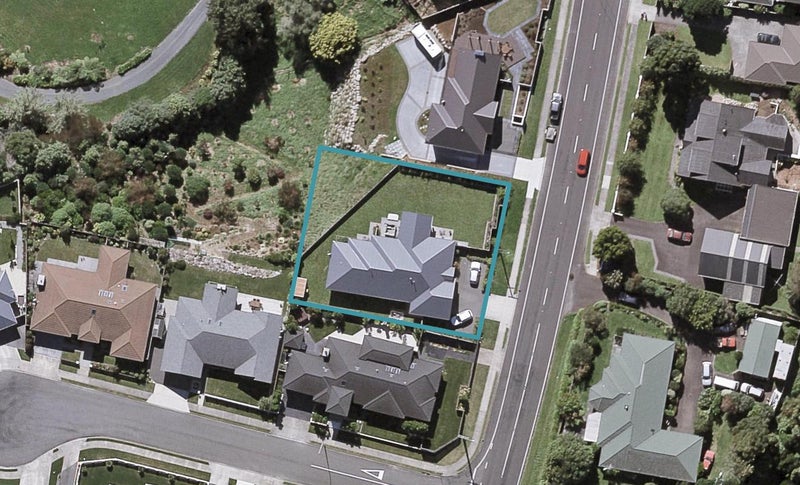 440 Mangorei Road, Highlands Park, New Plymouth - Carousel 1