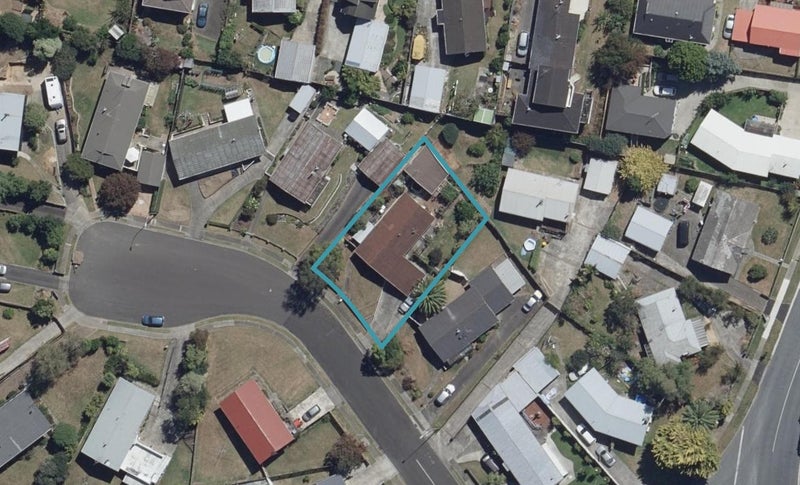 8 Hatea Place, Dinsdale, Hamilton - Carousel 1
