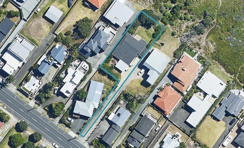 243A Oceanbeach Road, Mount Maunganui, Mount Maunganui - Carousel 1