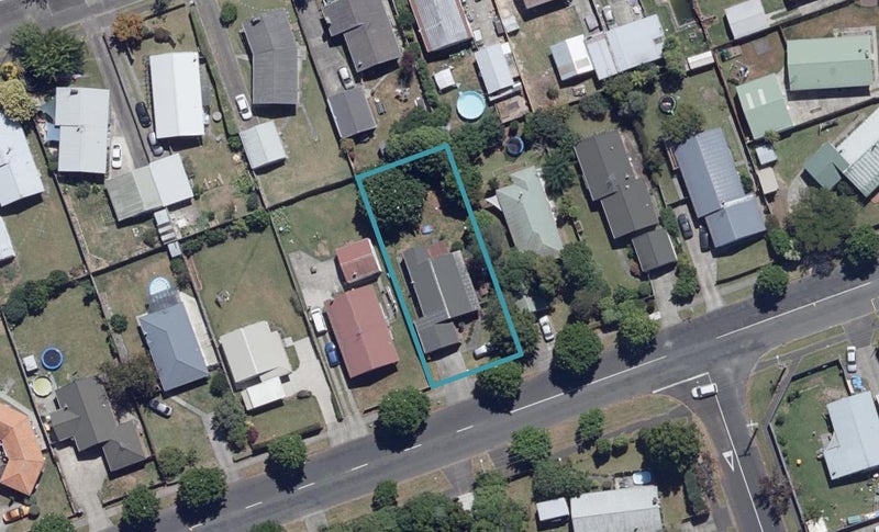 55 Powells Road, Fairview Downs, Hamilton - Carousel 1