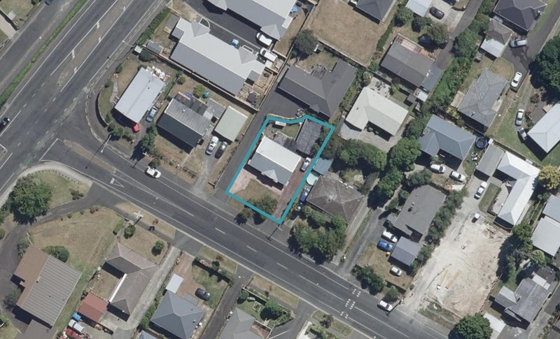 168 Rimu Street, Maeroa, Hamilton - Carousel 1