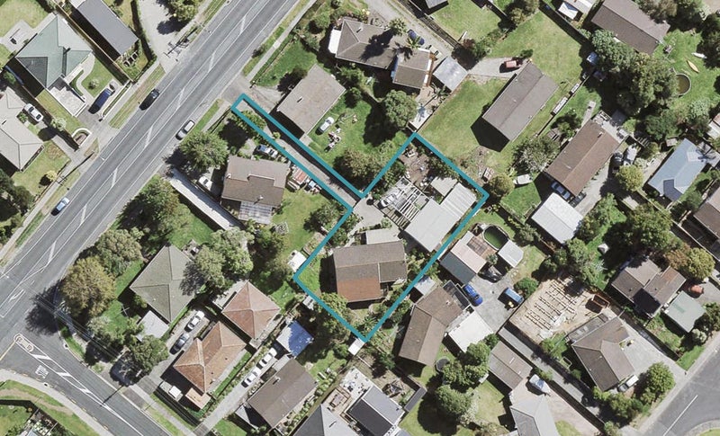 62A Forest Hill Road, Henderson, Auckland - Carousel 1