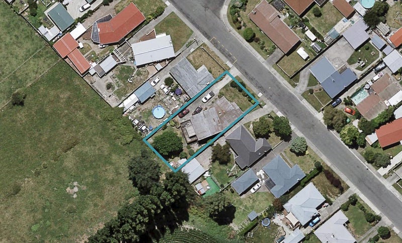539 Lowe Street, Camberley, Hastings - Carousel 1