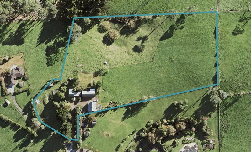 45 Lloyd Road, Albany - Carousel 1