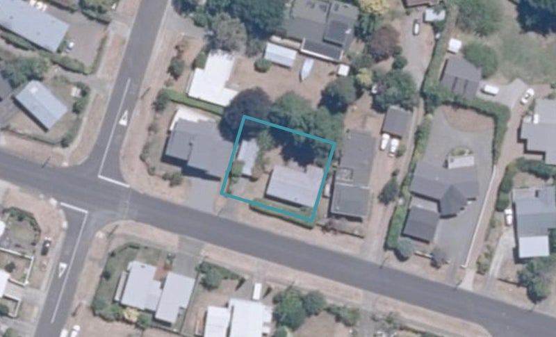 14 Matuku Street, Two Mile Bay, Taupō - Carousel 1