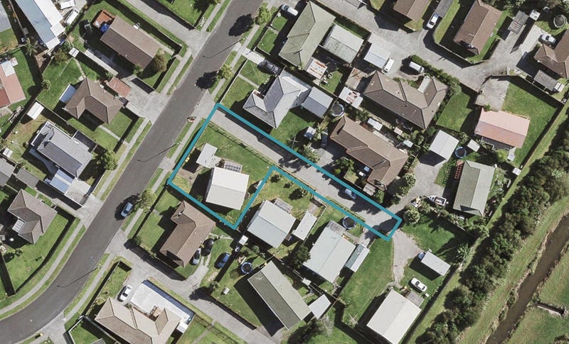 38 Trimdon Street, Randwick Park, Auckland - Carousel 1