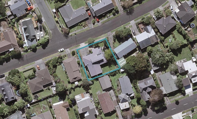 19 Fairfax Terrace, Frankleigh Park, New Plymouth - Carousel 1