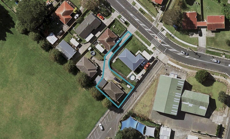 327A Bairds Road, Ōtara, Auckland - Carousel 1