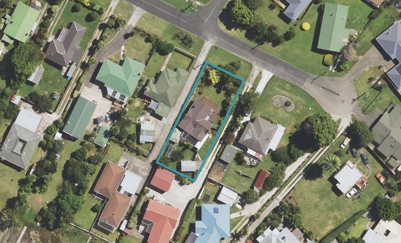 14 Oak Street, Mangapapa, Gisborne - Carousel 1