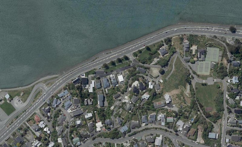 48 Main Road, Mount Pleasant, Christchurch - Carousel 1