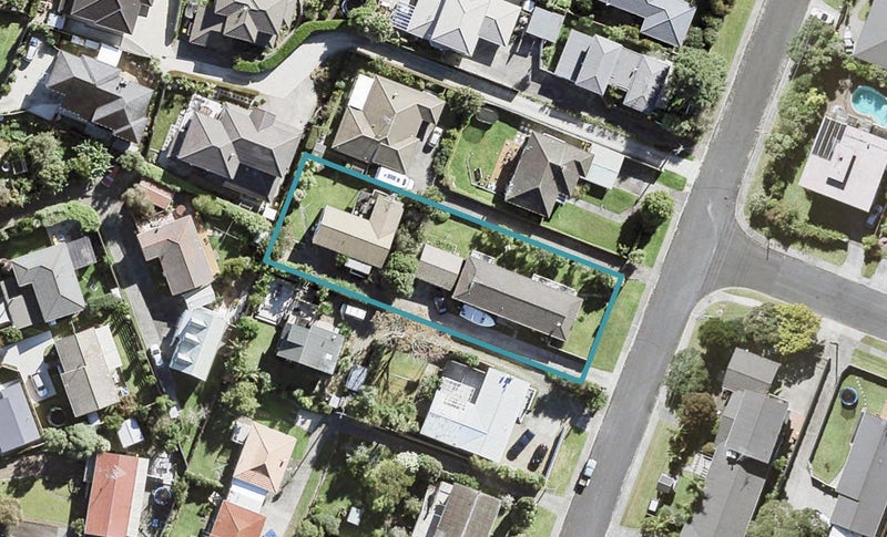 2/7 Tainui Street, Torbay, Auckland - Carousel 1