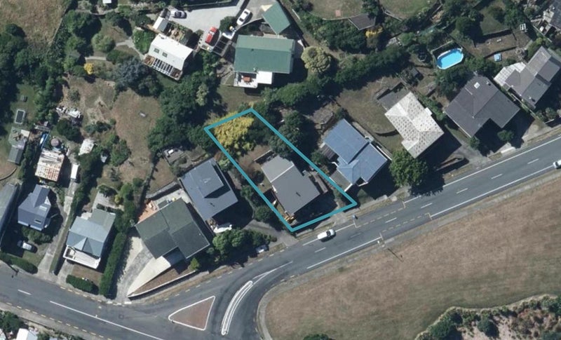 5 Gloaming Hill, Titahi Bay, Porirua - Carousel 1