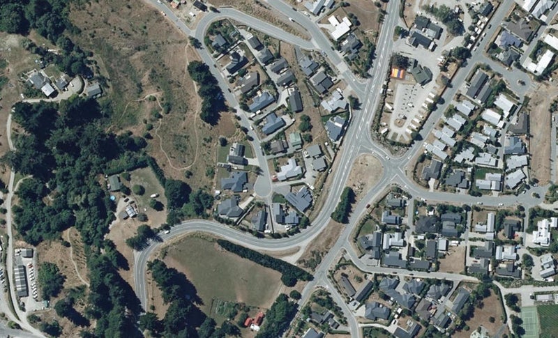 21 Redfern Terrace, Arthurs Point, Queenstown - Carousel 1