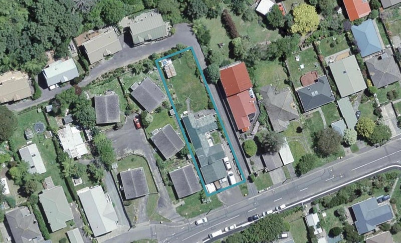 46 Allington Road, Karori, Wellington - Carousel 1