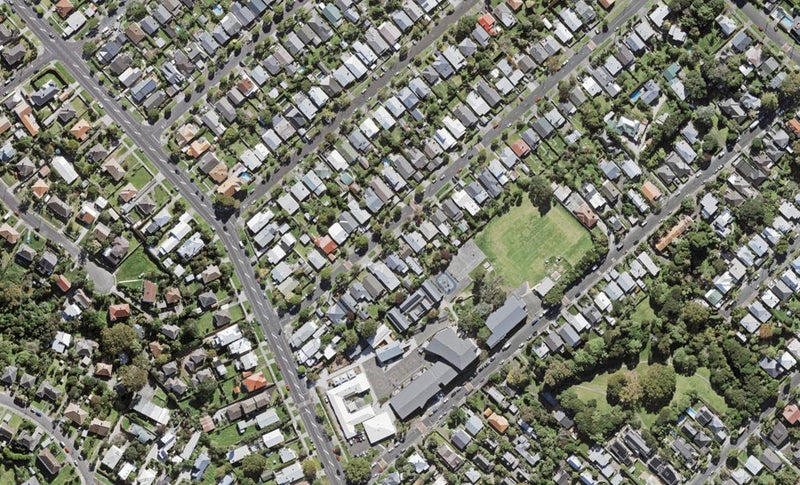 13 Warwick Avenue, Westmere, Auckland - Carousel 1