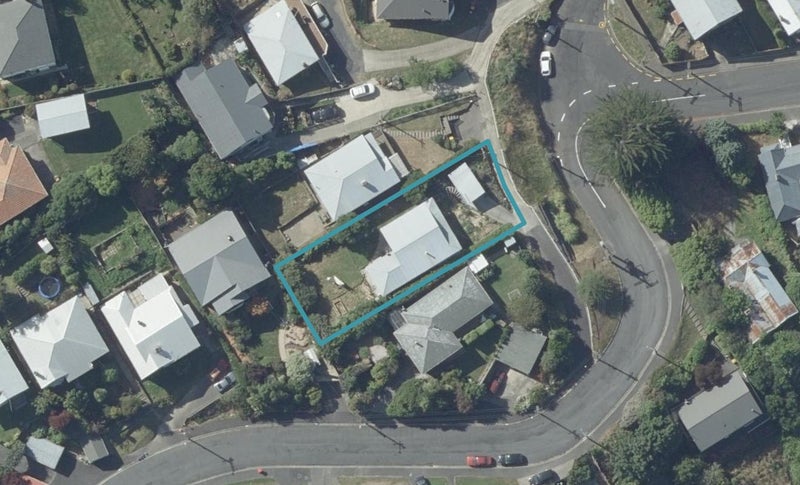 12 Forfar Street, Clyde Hill, Dunedin - Carousel 1