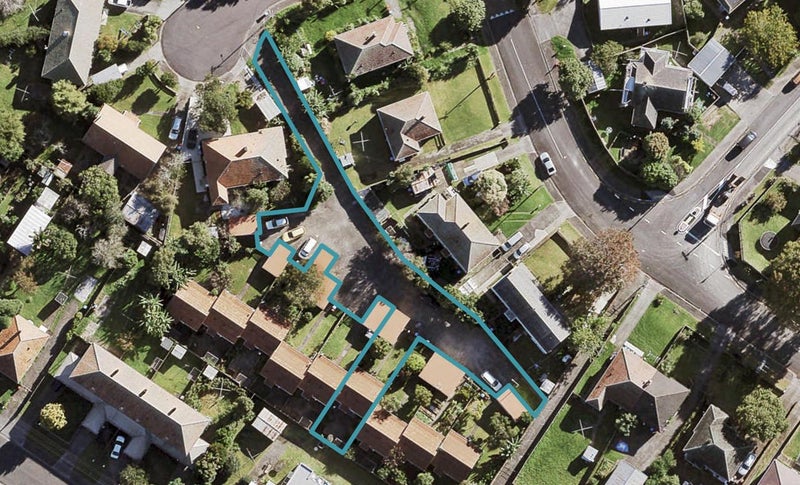 6/4 Arlington Street, Waterview, Auckland - Carousel 1