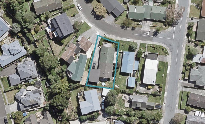 5B Roband Crescent, Brown Owl, Upper Hutt - Carousel 1
