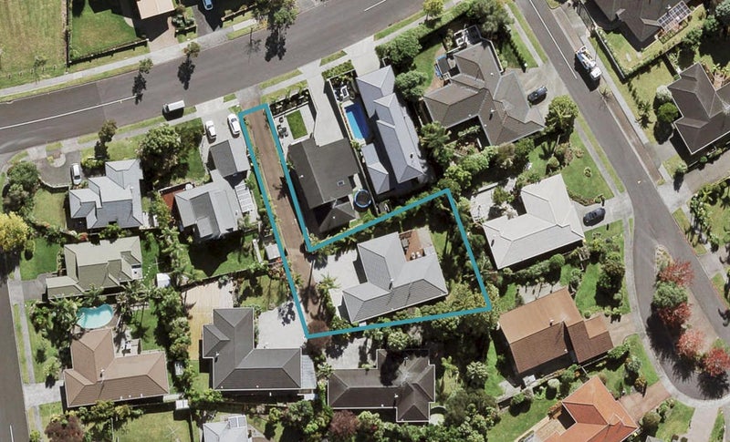 50 Picasso Drive, West Harbour, Auckland - Carousel 1