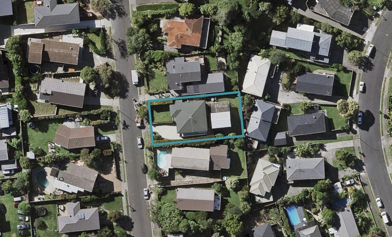 18 Thorp Street, Saint Johns, Auckland - Carousel 1