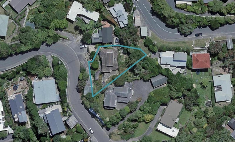 51 Madras Street, Khandallah, Wellington - Carousel 1