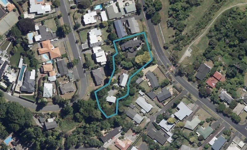 28 Ranfurly Avenue, Fairfield, Hamilton - Carousel 1