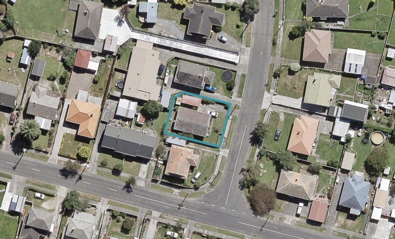 1A Pringle Street, Taita, Lower Hutt - Carousel 1