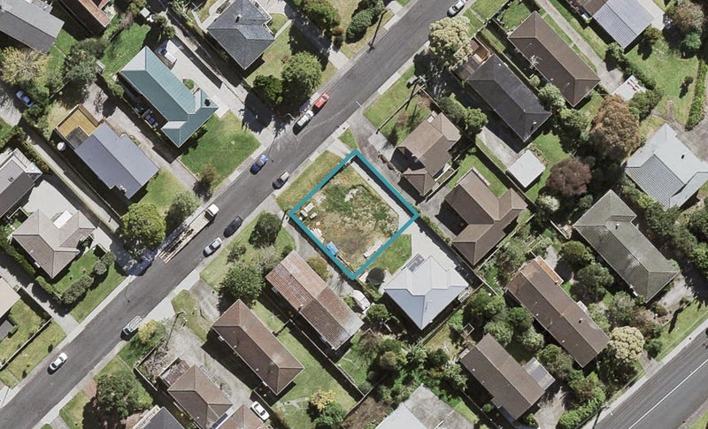 14 Anne Road, Hillcrest, Auckland - Carousel 1