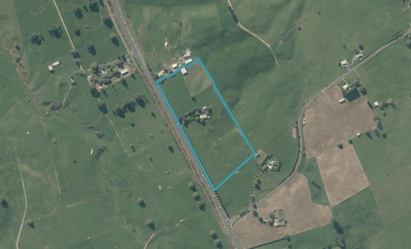 2707 State Highway 1, Putaruru - Carousel 1
