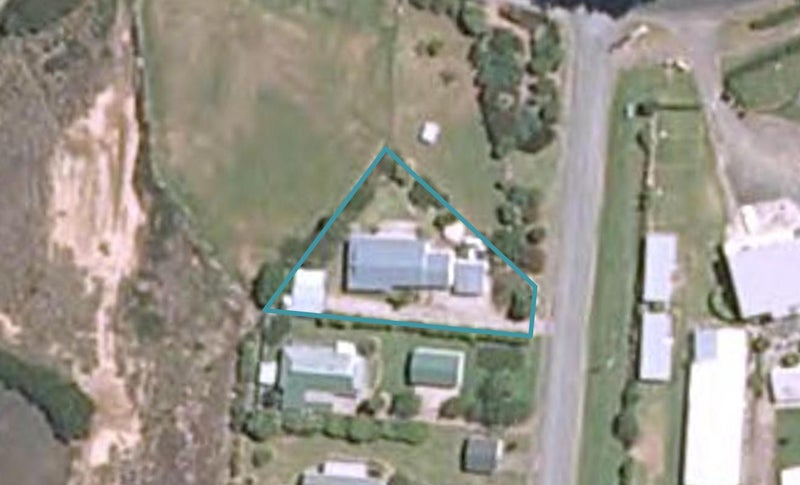 8 Mackinnon Road, Manukau Heads, Āwhitu - Carousel 1