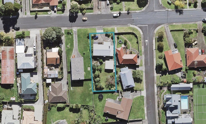 123 Mcleod Road, Te Atatu South, Auckland - Carousel 1