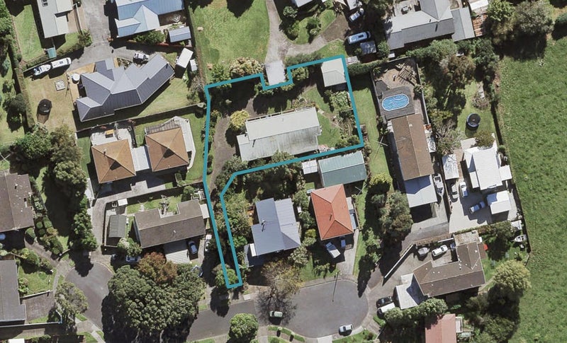 60 Ridgemount Rise, Mangere Bridge, Auckland - Carousel 1