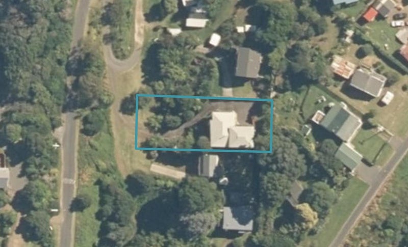 43 Tainui Street, Mōkau - Carousel 1