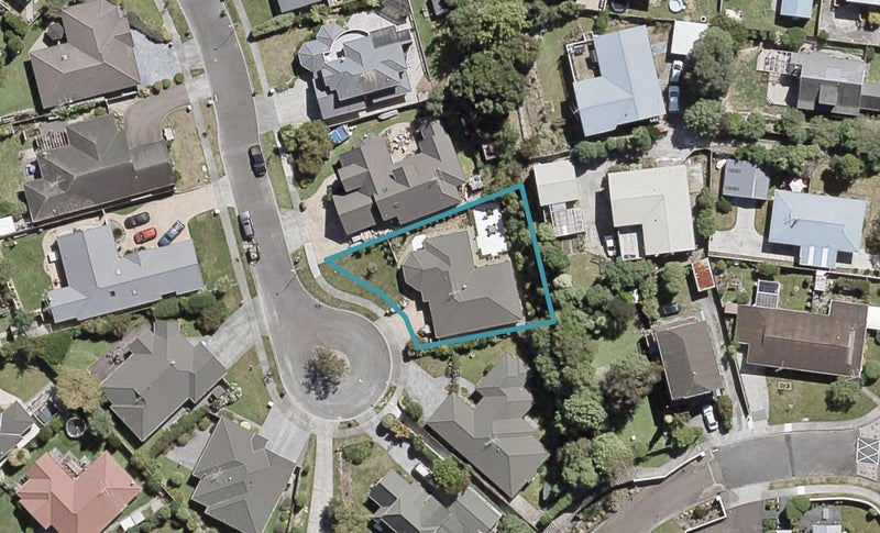 14 Morepork Close, Brown Owl, Upper Hutt - Carousel 1