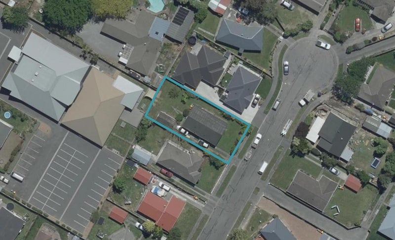 15 Ian Place, Bishopdale, Christchurch - Carousel 1